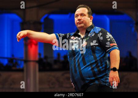 Blackpool, Royaume-Uni. 16 juillet 2023. BLACKPOOL, ROYAUME-UNI - 16 JUILLET : Brendan Dolan d'Irlande pendant le jour 2 de la rencontre Betfred World Matchplay 2023 au Winter Gardens le 16 juillet 2023 à Blackpool, Royaume-Uni (photo de Pieter Verbeek/Orange Pictures) crédit : Orange pics BV/Alamy Live News Banque D'Images