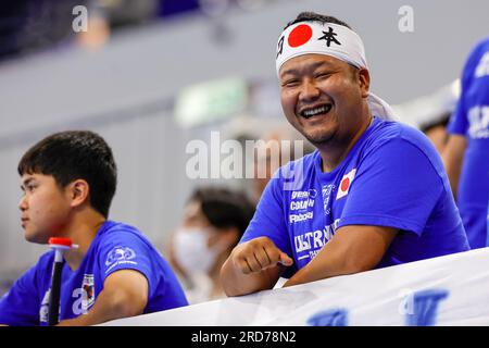 Fukuoka, Japon. 19 juillet 2023. Fan japonais lors du match masculin des Championnats du monde aquatiques 2023 entre le Japon et l'Argentine le 19 juillet 2023 à Fukuoka, Japon (photo Albert Ten Hove/Orange Pictures) crédit : Orange pics BV/Alamy Live News Banque D'Images