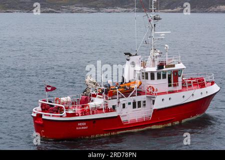 Heidi bateau à Ilimanaq, baie de Disko, Groenland en juillet Banque D'Images