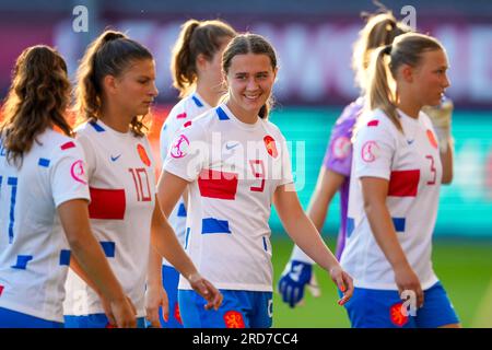 Leuven, Belgique. 18 juillet 2023. Hanna Huizenga des pays-Bas U19 lors du Championnat d'Europe féminin des moins de 19 ans de l'UEFA 2022/23 match de Groupe A entre la Belgique et les pays-Bas à Den Dreef le 18 juillet 2023 à Leuven, Belgique (photo d'Orange Pictures) crédit : Orange pics BV/Alamy Live News Banque D'Images