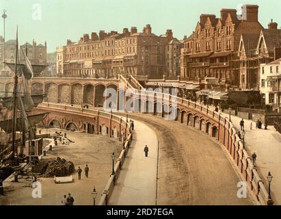 New Road, Ramsgate, une ville balnéaire dans le district de Thanet dans l'est du Kent, Angleterre, 1895, reproduction historique, numérique améliorée d'une ancienne impression photochrome Banque D'Images