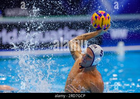 Fukuoka, Japon. 19 juillet 2023. FUKUOKA, JAPON - JUILLET 19 : Hannes Daube des USA lors du match masculin des Championnats du monde aquatiques 2023 entre les USA et l'Australie le 19 juillet 2023 à Fukuoka, Japon (photo d'Albert Ten Hove/Orange Pictures) crédit : Orange pics BV/Alamy Live News Banque D'Images