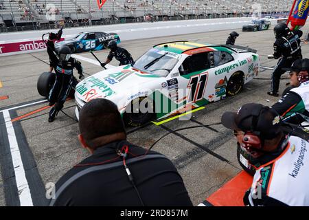 Loudon, NH, États-Unis. 15 juillet 2023. Daniel Hemric (11), pilote NASCAR Xfinty, participe à l'Ambetter Health 200 au New Hampshire Motor Speedway à Loudon NH. (Image de crédit : © Walter G. Arce Sr./ZUMA Press Wire) USAGE ÉDITORIAL SEULEMENT! Non destiné à UN USAGE commercial ! Banque D'Images