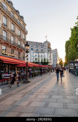 Avenue des champs-Elysées, Paris, France, Europe Banque D'Images