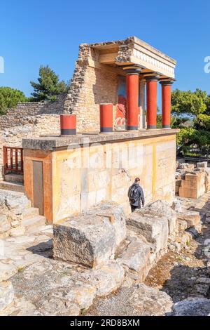 Palais de Minos, entrée nord restaurée, ancienne ville de Knossos, Iraklion, Crète, Îles grecques, Grèce, Europe Banque D'Images
