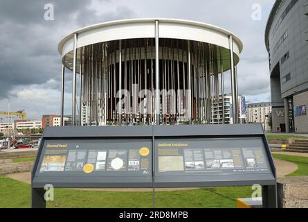 SoundYard Visitor Experience au Queens Quay à Belfast Banque D'Images