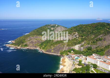 Paysage marin naturel de Rio de Janeiro de la colline Morro da Urca, Brésil Banque D'Images