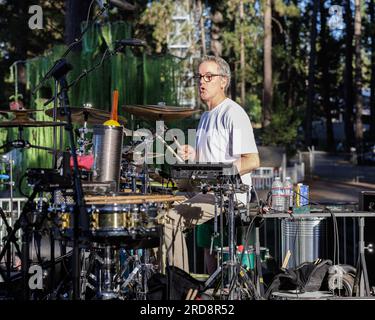 Grass Valley, États-Unis. 14 juillet 2023. California WorldFest accueille Ozomatli, groupe de Los Angeles gagnant un Grammy Grammy, dans le rôle de Western U.S. La canicule continue. Du 13 au 16 juillet 2023 (photo de Penny Collins/NurPhoto) crédit : NurPhoto SRL/Alamy Live News Banque D'Images