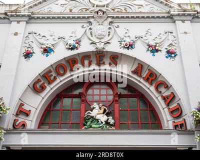 1900s ex Cinema, St Georges Arcade, Falmouth, Cornouailles, Angleterre, ROYAUME-UNI, GB. Banque D'Images