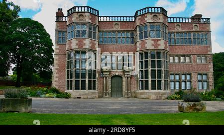 Vue d'Astley Hall à Astley Park, Chorley, Lancashire, Royaume-Uni, Europe Banque D'Images