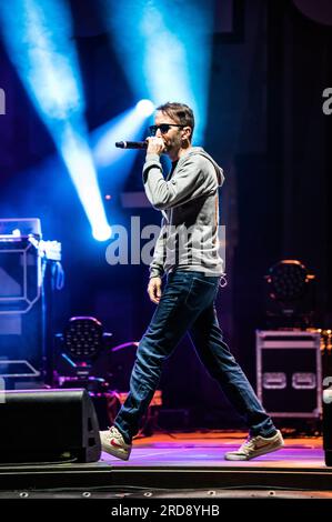 Pirineos sur se inunda de rap con Rapsusklei y Los Chicos del Maiz. Banque D'Images