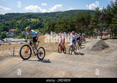 Pierre de Froidmont (3), Bartłomiej Wawak (12), Luca Braidot (2), Maximilian Brandl (20) - Championnats d'Europe UEC MTB Elite 2023 - eu Games Cracovie Banque D'Images