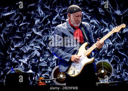 Durham, Royaume-Uni, 19.07.23 - le légendaire groupe de rock britannique The Who se produit au Durham Cricket Ground, à Chester le Street, Royaume-Uni. Crédit : Thomas Jackson/Alamy Live News Banque D'Images