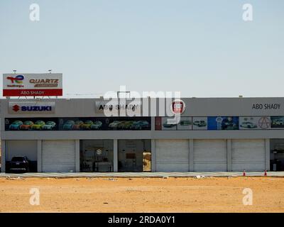 Le Caire, Egypte, juin 30 2023 : ABO Shady services Center pour Fiat et Suzuki Cars, Fiat automobiles est le plus grand constructeur automobile en Italie, Suzu Banque D'Images