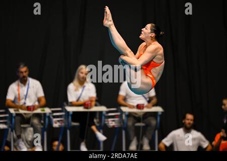 Fukuoka, Japon. 20 juillet 2023. FUKUOKA, JAPON - JUILLET 20 : Céline van Duijn des pays-Bas participe au Springboard féminin 3m - préliminaire le jour 7 des Championnats du monde de natation de Fukuoka 2023 à la piscine préfectorale de Fukuoka le 20 juillet 2023 à Fukuoka, Japon (photo de Pablo Morano/BSR Agency) crédit : BSR Agency/Alamy Live News Banque D'Images