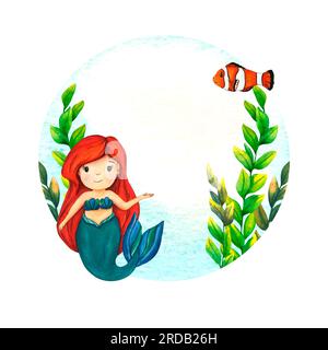 Cadre. Aquarelle d'algues vertes, sirène mignonne, poisson clown de bande dessinée dans la bulle bleue. Caractère marin isolé sur fond blanc. Illustration peinte à la main Banque D'Images
