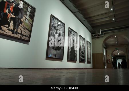 Tabacalera est un centre culturel et artistique situé à Antigua Fábrica de Tabacos de Madrid, Madrid, Espagne, Europe Banque D'Images