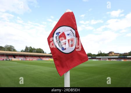 Vue générale du Broadfield Stadium pendant le match amical de pré-saison entre Crawley Town et Crystal Palace au Broadfield Stadium. 19 juillet 2023 Banque D'Images