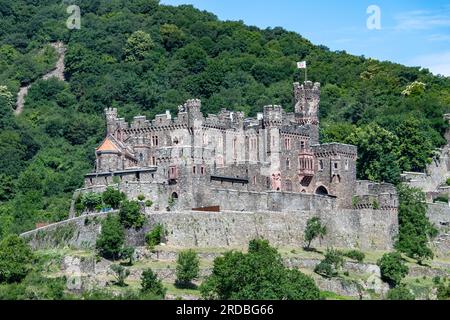 Château de Sooneck depuis le Rhin en Allemagne Banque D'Images