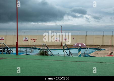 TheTropicana Warm Sea pools, Newcastle, Co. En bas, piscines extérieures. Banque D'Images