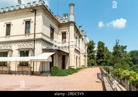 Le Castello dal Pozzo, station historique sur le lac majeur, situé dans le village de Oleggio Castello, Verbania, Italie Banque D'Images