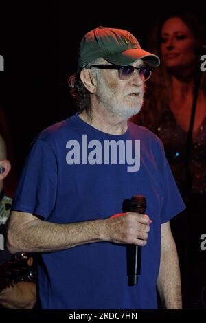 Florence, Italie. 19 juillet 2023. Franco de Gregori se produit en concert sur il Tour au Musart Festival de Piazza SS. Annunziata, Florence, Italie le 17 juillet 2023. (Photo Andrea Martini/NurPhoto) crédit : NurPhoto SRL/Alamy Live News Banque D'Images