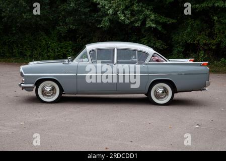 1959 Vauxhall PA Cresta, berline familiale britannique classique Banque D'Images