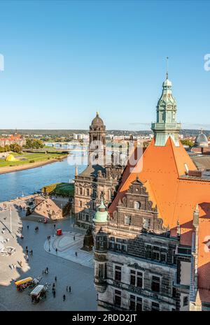 Vue sur le toit de Dresde depuis la tour du château Residenzschloss, Saxe, Allemagne Banque D'Images