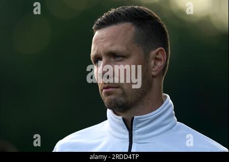 Hallgrimur Jonasson, entraîneur de KA Akureyri, lors du premier tour de qualification de l'UEFA Europa Conference League, match de deuxième étape au Park Hall Stadium, Oswestry. Date de la photo : jeudi 20 juillet 2023. Banque D'Images