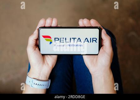 Dans cette illustration photo, le logo Pelita Air vu affiché sur un smartphone. Banque D'Images