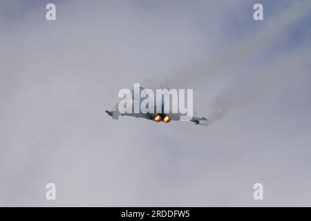 L'Eurofighter de l'armée de l'air italienne se produit au Royal International Air Tattoo RAF Fairford 2023 Banque D'Images