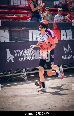 Gurutze Frades remporte l'Ironman de Vitoria-Gasteiz 2023. Banque D'Images