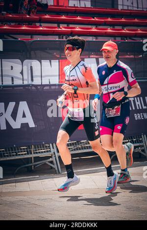 Gurutze Frades remporte l'Ironman de Vitoria-Gasteiz 2023. Banque D'Images