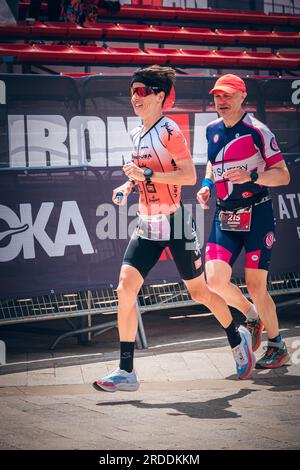 Gurutze Frades remporte l'Ironman de Vitoria-Gasteiz 2023. Banque D'Images