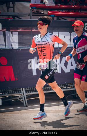 Gurutze Frades remporte l'Ironman de Vitoria-Gasteiz 2023. Banque D'Images