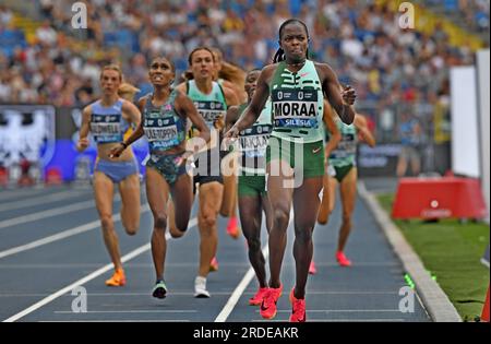 Mary Moraa (KEN) remporte le 800m féminin en 1:56,85 lors du Skolimowska Memorial, dimanche 16 juillet 2023, à Chorzow, Pologne. (Jiro Mochizuki/image du sport) Banque D'Images