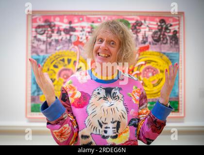 Royal Scottish Academy, National Galleries of, Royaume-Uni. 20 juillet 2023. Edimbourg. Sir Grayson Perry, photographié alors que son exposition Smash Hits débute à la Royal Scottish Academy au Mound à Édimbourg, en Écosse. La plus grande exposition jamais consacrée au travail de Sir Grayson Perry, couvrant ses 40 ans de carrière. Crédit photo : phil wilkinson/Alamy Live News Banque D'Images