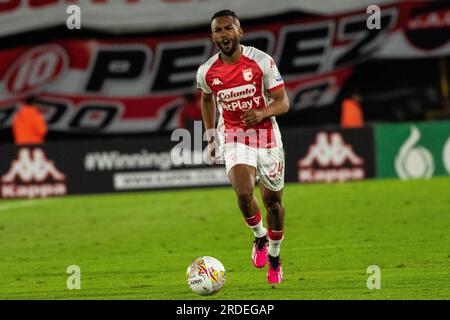 Bogota, Colombie. 19 juillet 2023. Jersson David Gonzalez de l'Independiente Santa Fe lors du match V Jaguares (0) de Santa Fe (1) pour la première date de la BetPlay Dimayor second semestre League à Bogota, Colombie le 19 juillet 2023. Photo par : Daniel Romero/long Visual Press crédit : long Visual Press/Alamy Live News Banque D'Images