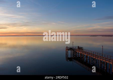 coucher de soleil au parc bayfront à daphne, alabama Banque D'Images