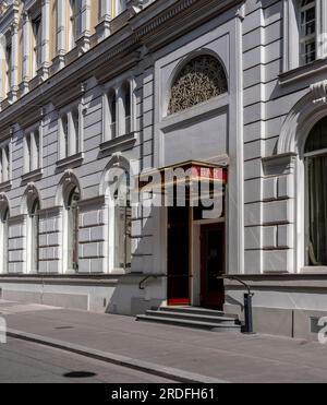 Entrée latérale de l'Hôtel Imperial, Vienne, Autriche, Autriche Banque D'Images