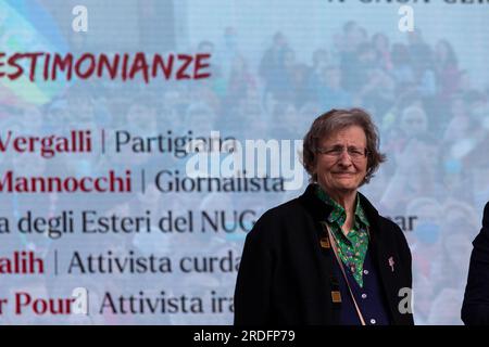 Gattatico, Reggio Emilia, Italie - 25 avril 2023 : Portrait de la partisane italienne Teresa Vergalli lors de la commémoration de la Journée de la libération italienne. Banque D'Images