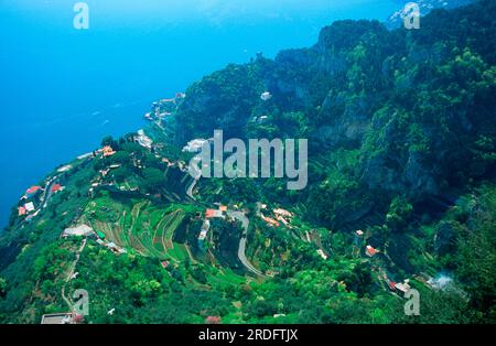 Falaise, Ravello, Côte amalfitaine, Campanie, Italie Banque D'Images