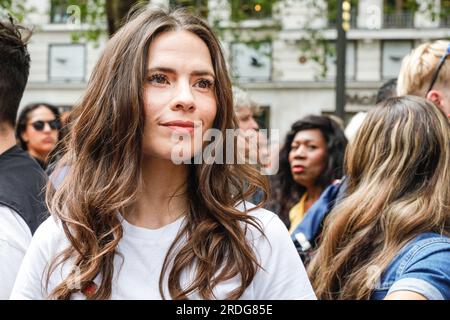 Londres, Royaume-Uni. 21 juillet 2023. Hayley Atwell. ROYAUME-UNI Actors Union Equity organise un rassemblement à Leicester Square à Londres (ainsi qu'à Manchester) aujourd'hui en soutien à la grève SAG-AFTRA. Beaucoup de gens de l'industrie du divertissement, y compris plusieurs visages bien connus, se sont présentés pour l'événement. Crédit : Imageplotter/Alamy Live News Banque D'Images