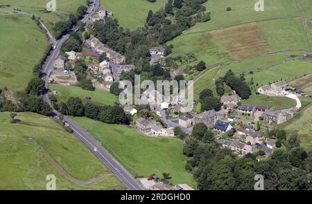 Vue aérienne du hameau de Cowling près de Keighley sur Pennine Way, West Yorkshire Banque D'Images