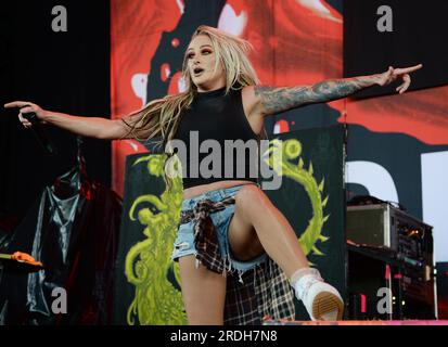 West Palm Beach, Floride, États-Unis. 20 juillet 2023. Heidi Shepherd de Butcher Babies se produit lors de la tournée des séances de psychothérapie à l'amphithéâtre I Think Financial le 20 juillet 2023 à West Palm Beach en Floride. Crédit : Mpi04/Media Punch/Alamy Live News Banque D'Images