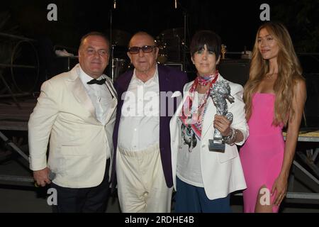 Ischia Global Fest 2023 jour 4 Ischia, Italie. 12 juillet 2023. Dîner de gala Clive Davis, Diane Warren, Pascal Vicedomini, Soleil Sorge - assiste au Banque D'Images