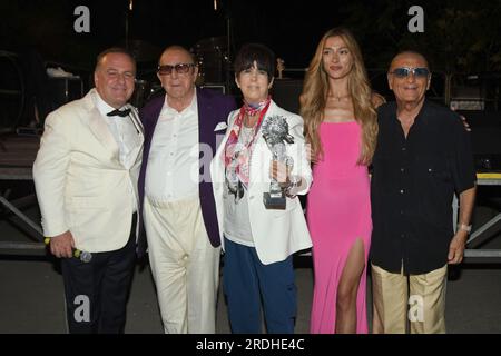 Ischia Global Fest 2023 jour 4 Ischia, Italie. 12 juillet 2023. Dîner de gala Clive Davis, Diane Warren, Pascal Vicedomini, Soleil Sorge - assiste au Banque D'Images