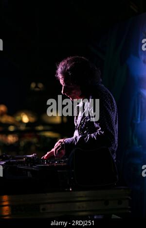 21 juillet 2023, Rome, Latium, Italie : Gianluca Petrella Cosmic Renaissance, DJ Nicola Conte et Makaya McCraven au Parco Osio Casa del Jazz ''heure d'été'' 2023 à Rome. (Image de crédit : © Daniela Franceschelli/Pacific Press via ZUMA Press Wire) USAGE ÉDITORIAL SEULEMENT! Non destiné à UN USAGE commercial ! Banque D'Images