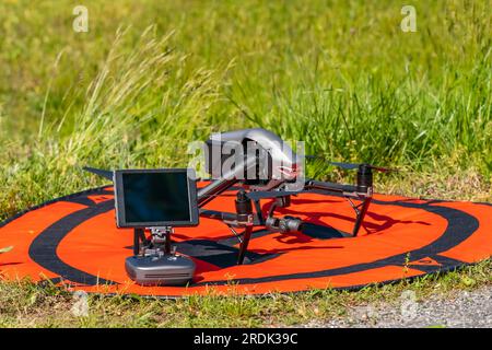 Vue d'un drone professionnel utilisé sur un tournage vidéo Banque D'Images