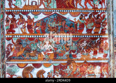 Peintures murales Nayak du 16e siècle fresques dans Thillai Nataraja Temple plafond, Chidambaram, Tamil Nadu, Inde du Sud, Inde, Asie Banque D'Images